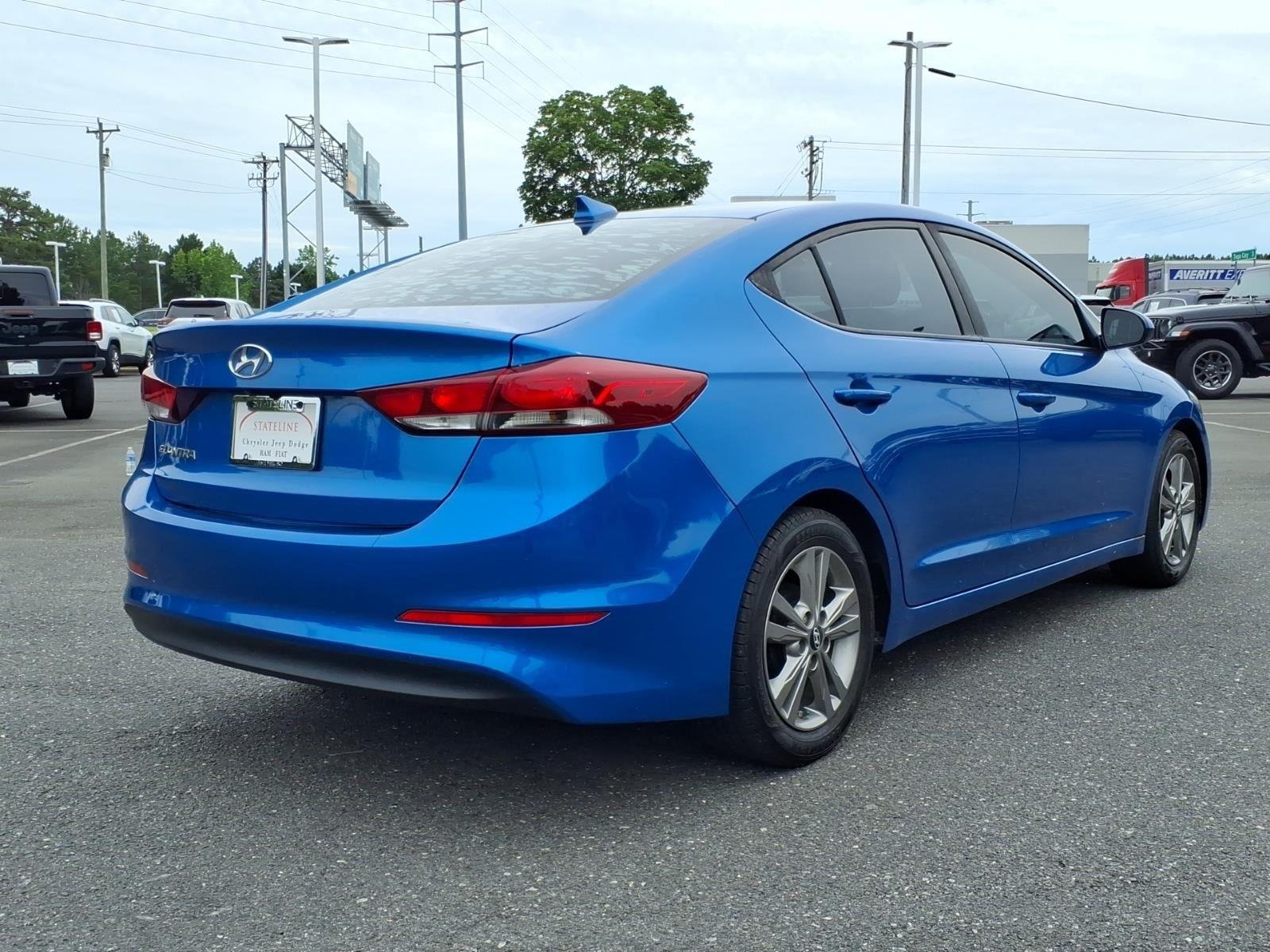 5NPD84LF4HH170023