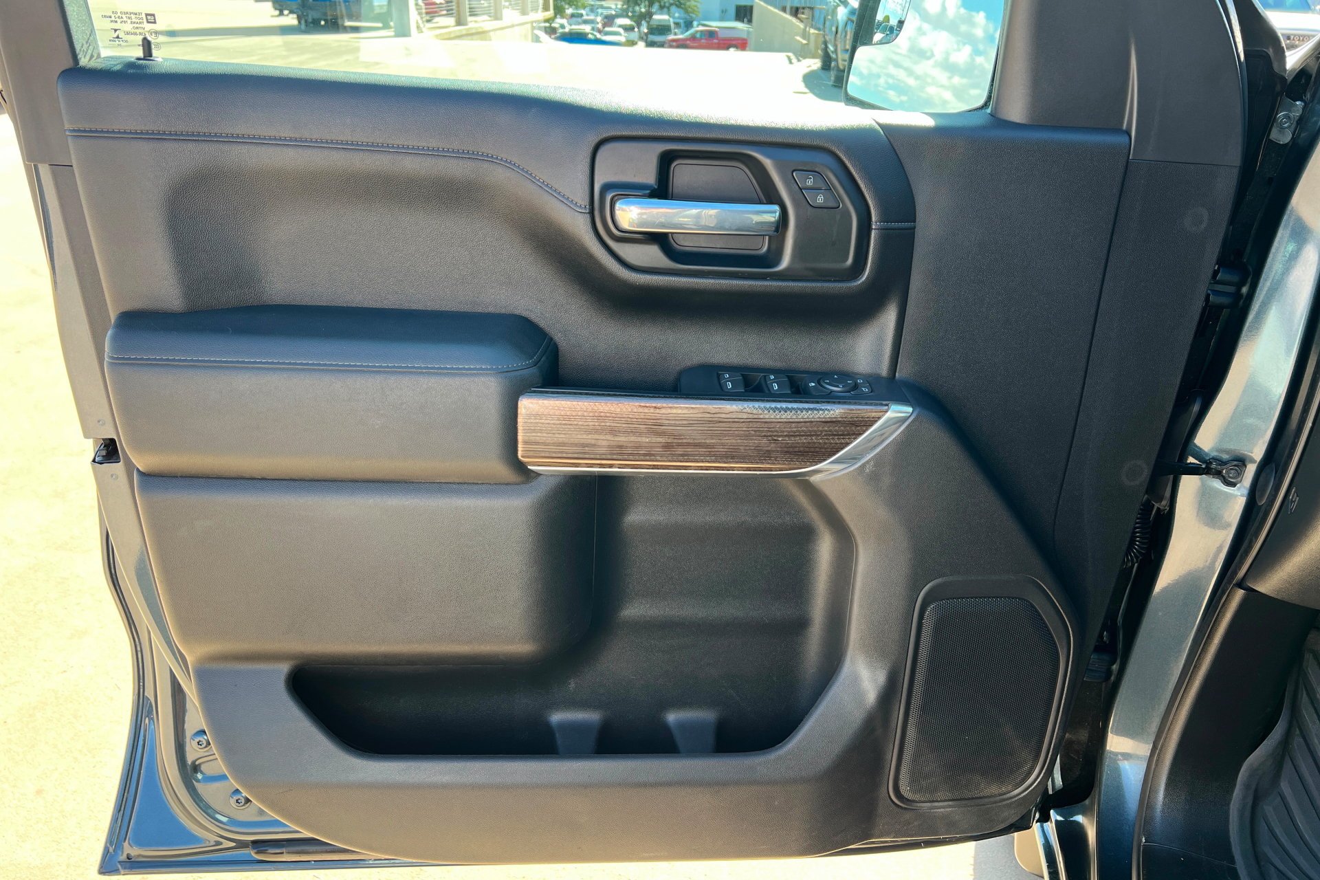 2020 Chevrolet Silverado 1500 RST - Photo 15