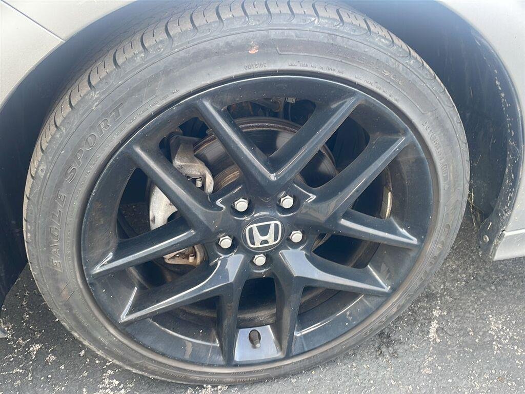 Used 2024 Lunar Silver Metallic Honda Sport image 7