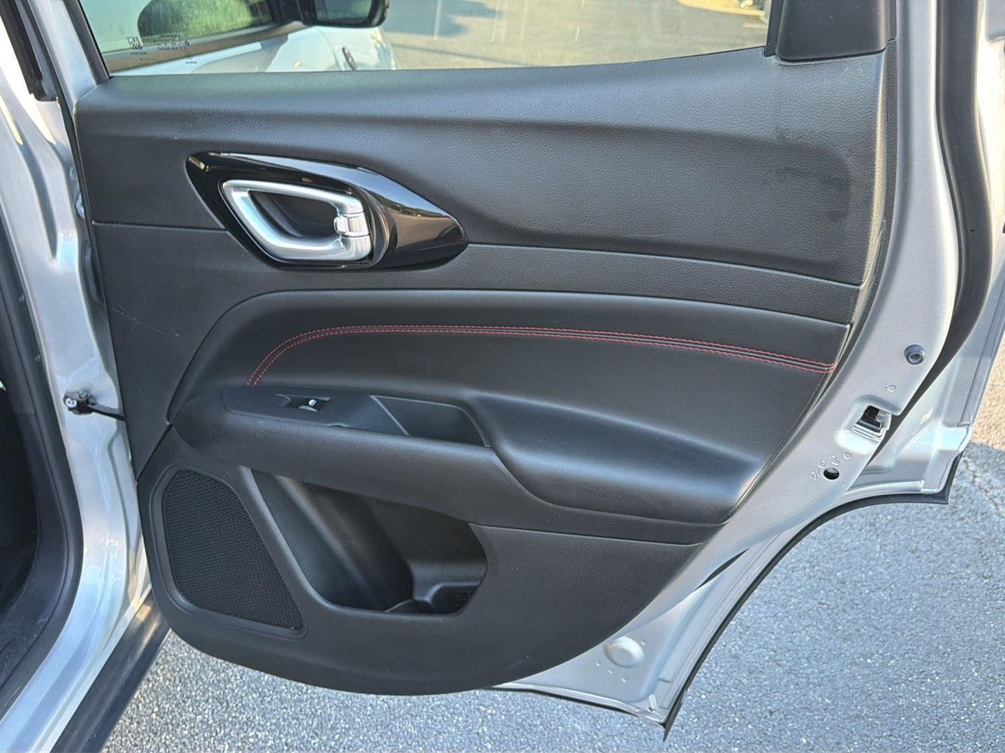 2025 Jeep Compass Trailhawk - Photo 15