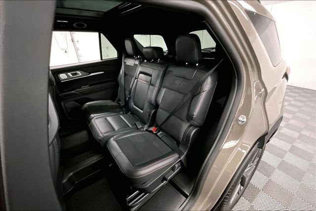 2026 Ford Explorer ST - Photo 25