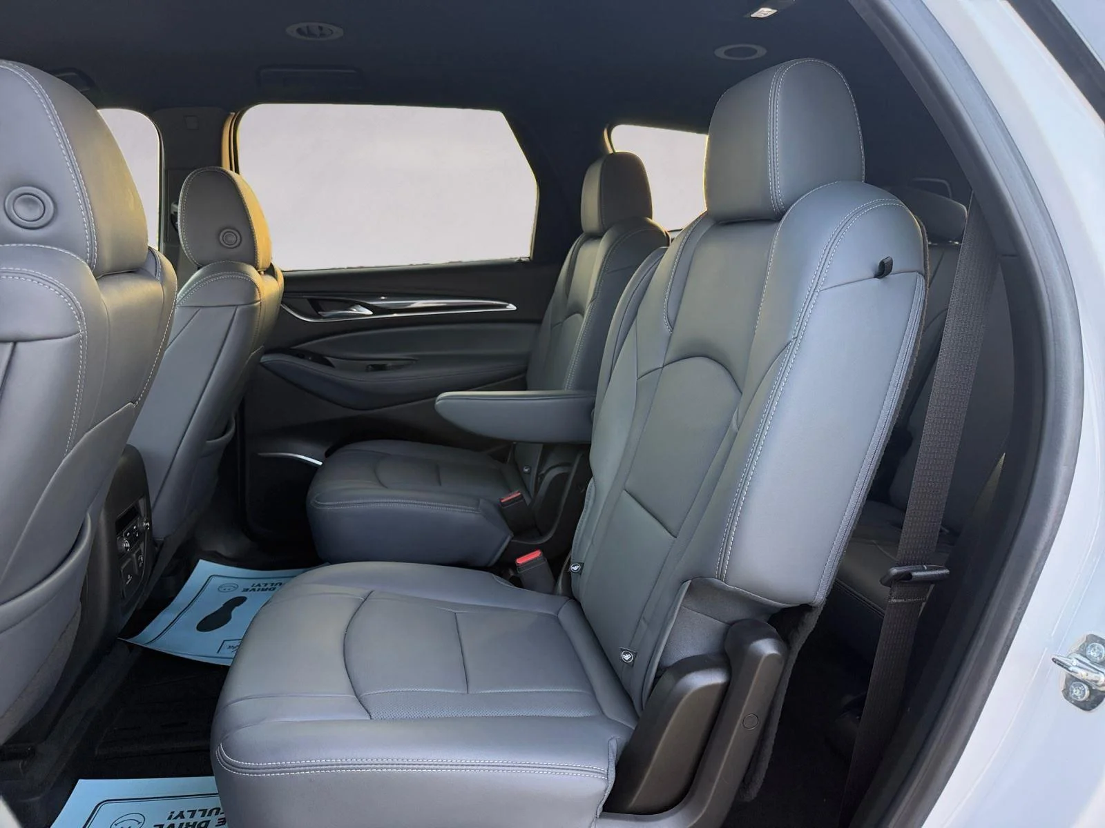 2023 Buick Enclave Premium - Photo 13
