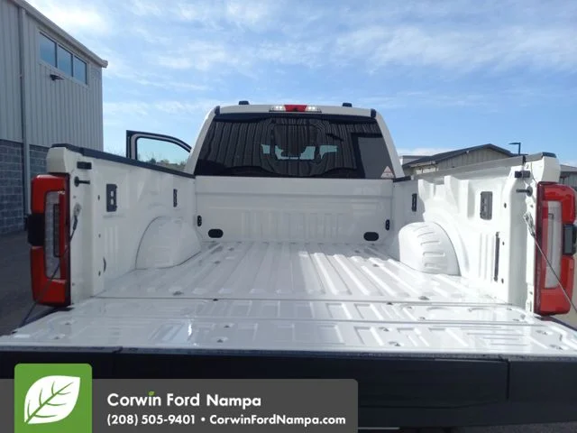 New 2026 Star White Metallic Tri-Coat Ford Platinum image 28