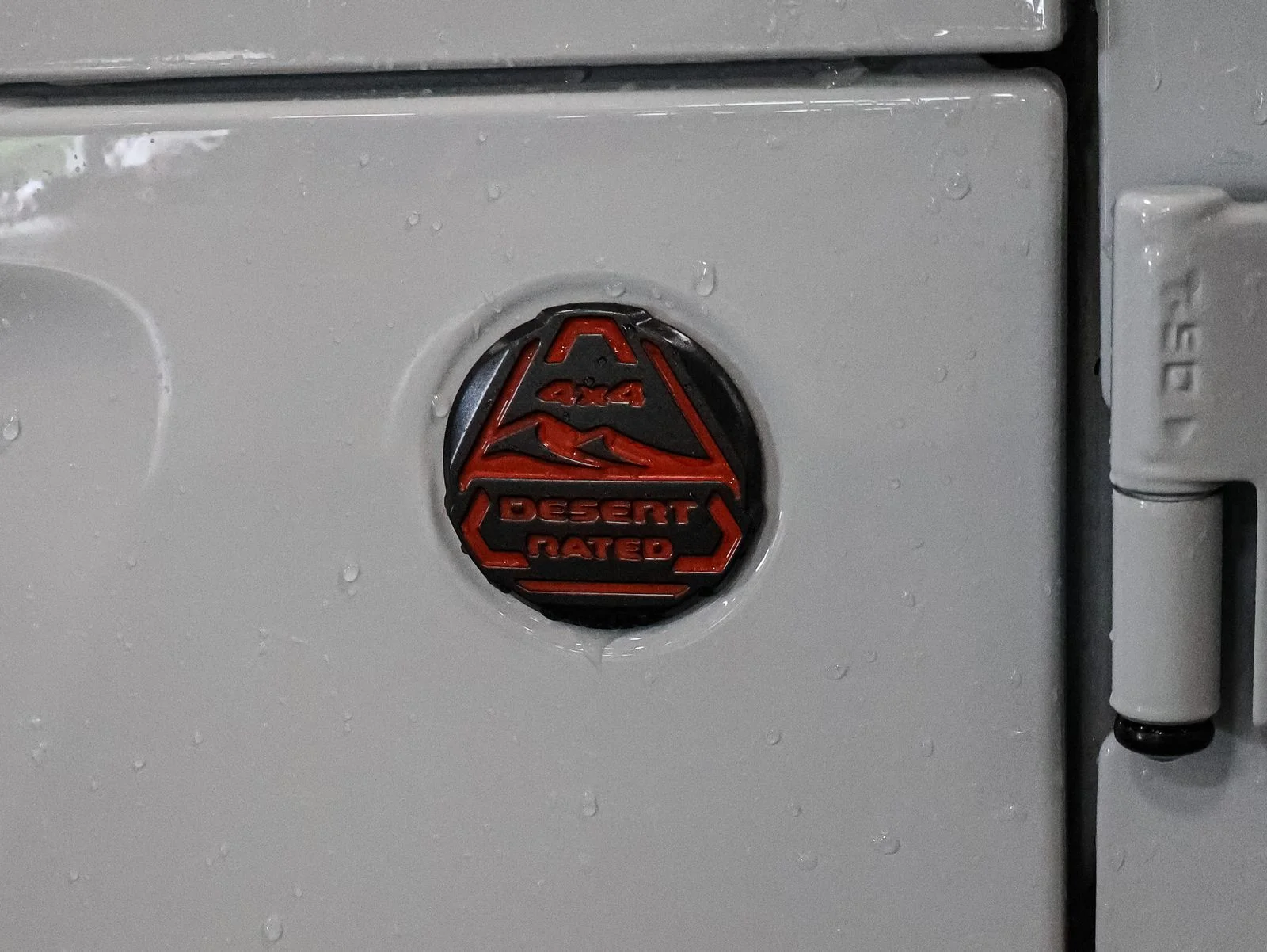 Certified Used 2021 Bright White Clearcoat Jeep Mojave image 16