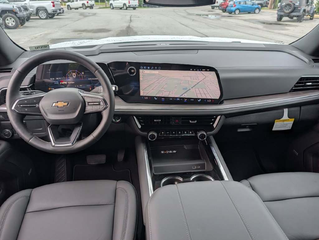 2026 Chevrolet Suburban LT - Photo 23