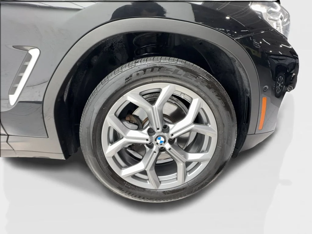Used 2024 Black BMW sDrive30i image 13