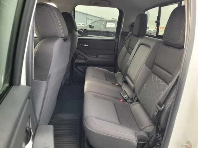 2026 Nissan Frontier SV - Photo 6