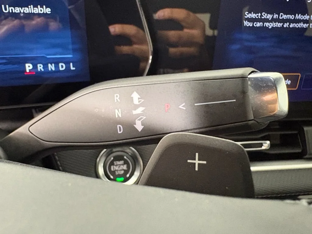 New 2027 Summit White Chevrolet LT image 31