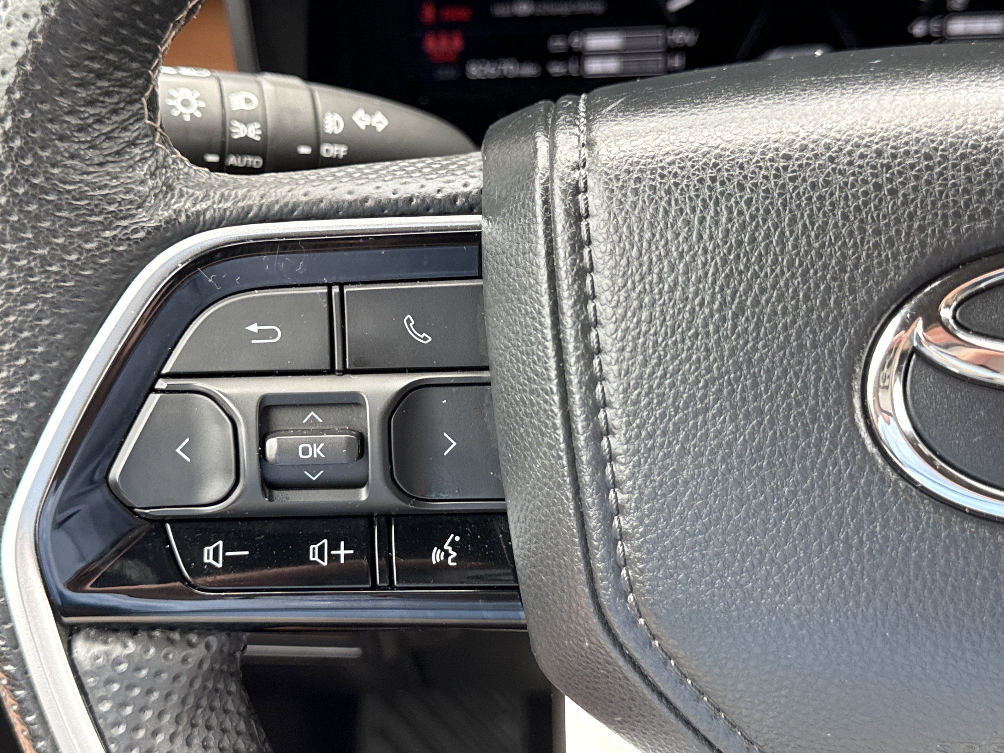 2024 Toyota Tundra 1794 Edition - Photo 25