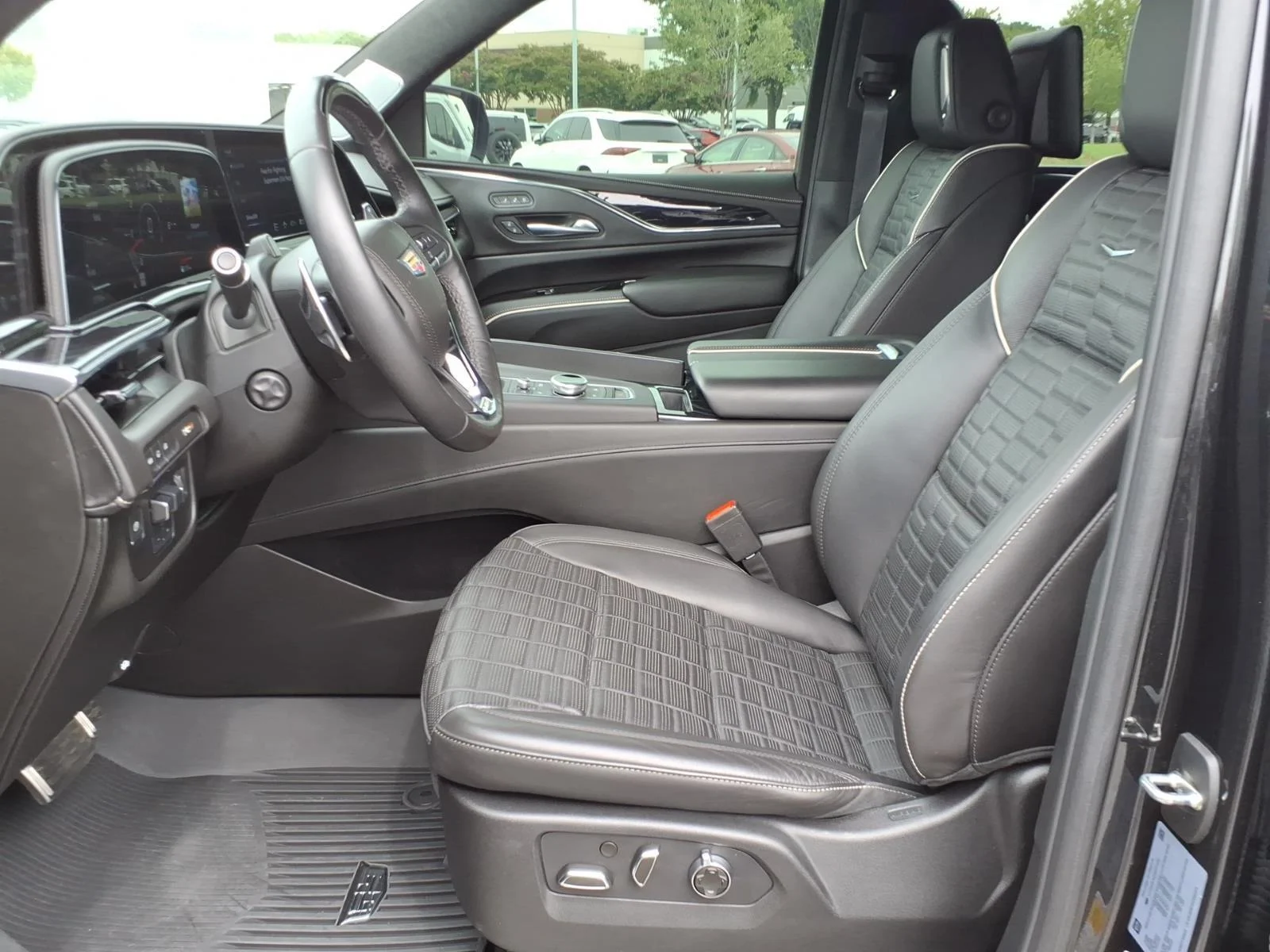 Used 2024 Black Diamond Tricoat Cadillac AWD V-Series image 13