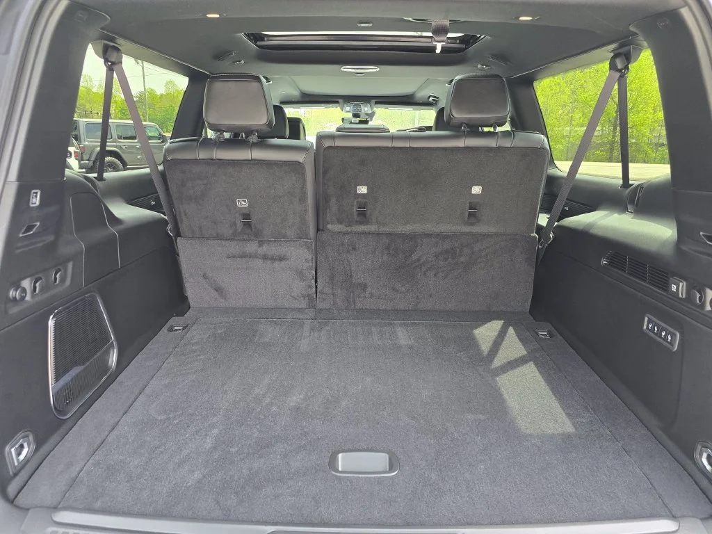New 2026 White Jeep Limited Altitude image 14