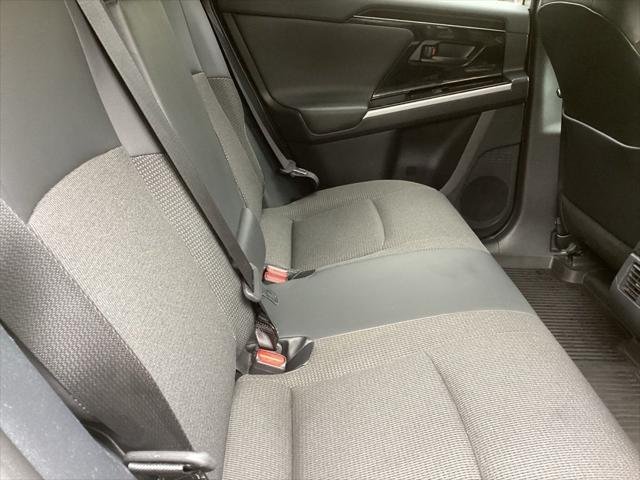 Certified Used 2023 ELEMENTAL SILVER Toyota  image 4