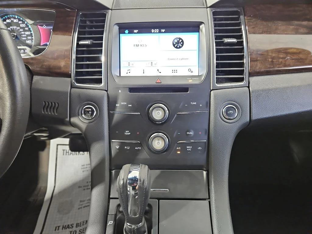 Used 2016 Ingot Silver Ford Limited image 19