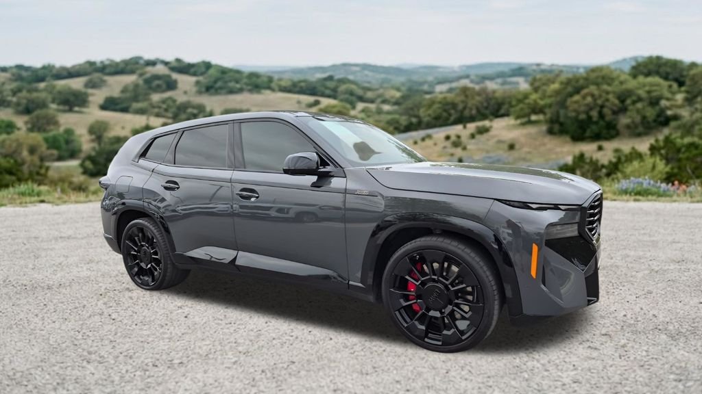 2025 BMW XM -'s photo