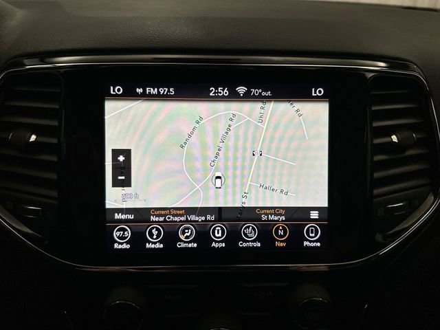 Used 2019 Red Jeep Altitude 4x4 image 22