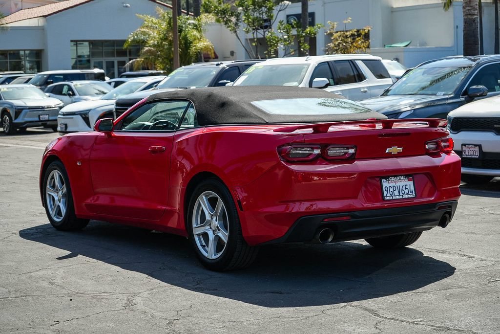 Used 2023 Red Hot Chevrolet 1LT image 4