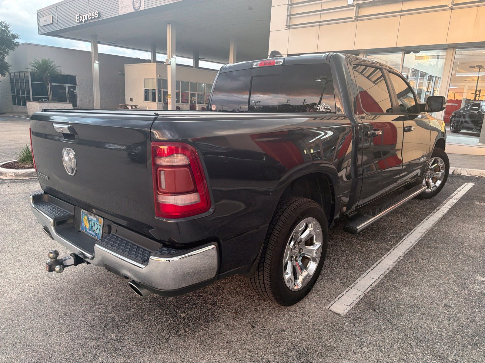 Used 2019 Gray Ram Big Horn/Lone Star image 4