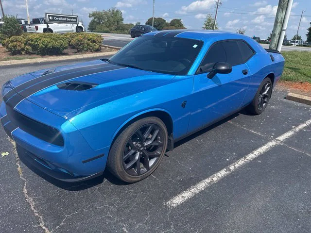 Used 2023 Blue Dodge SXT image 8