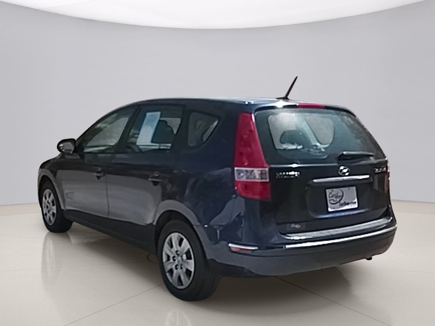 Used 2011 Blue Hyundai GLS image 3