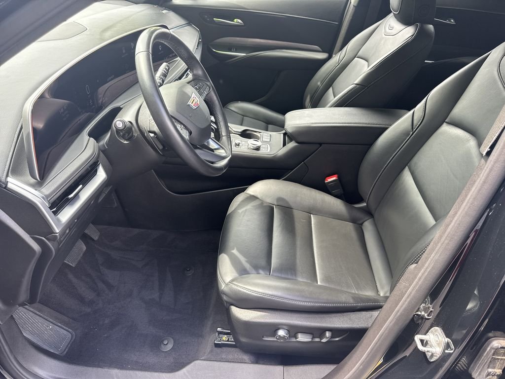2025 Cadillac XT4 Premium Luxury - Photo 9