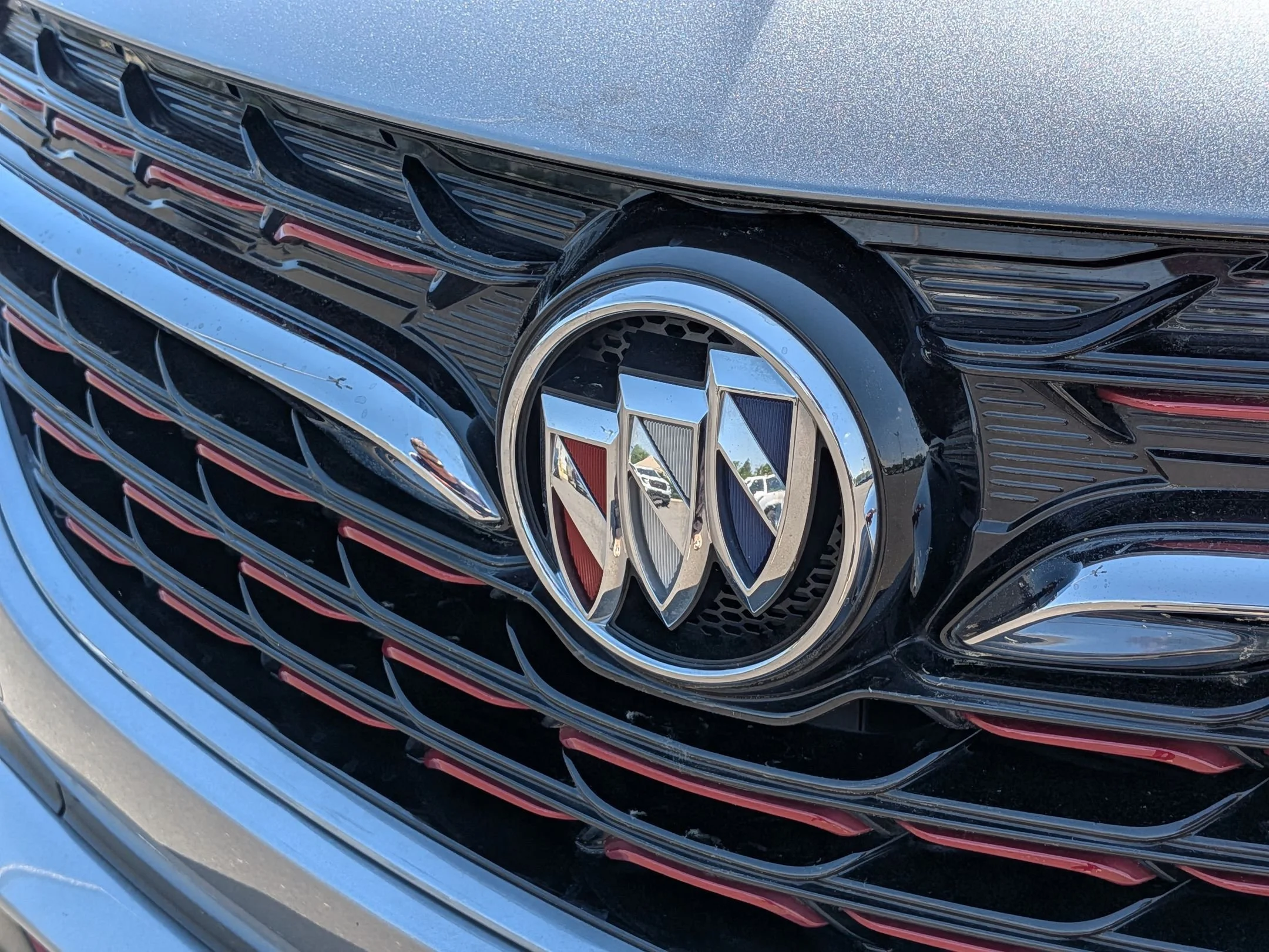 Used 2022 Satin Steel Metallic Buick Select image 30