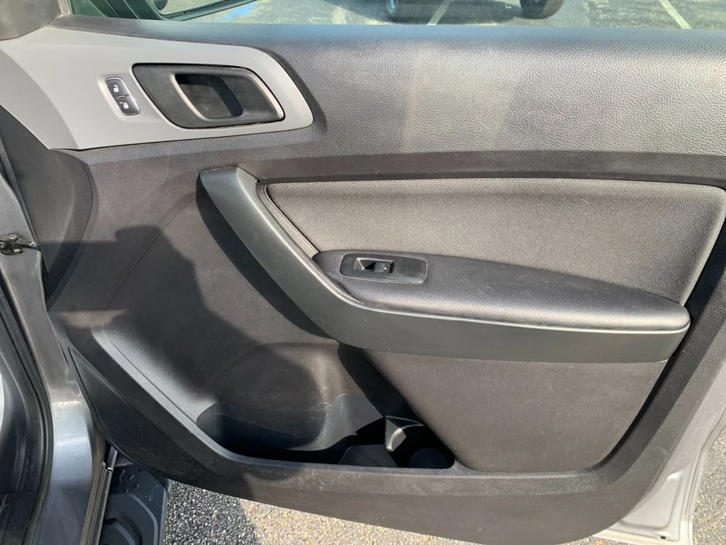 Used 2021 Gray Ford XL image 20