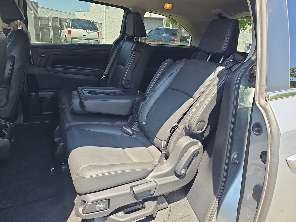 Used 2025  Honda EX-L image 13