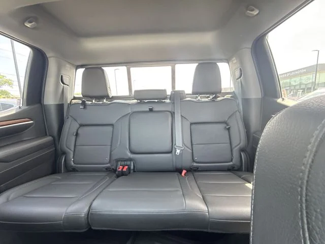 Used 2023 Silver GMC Denali image 22