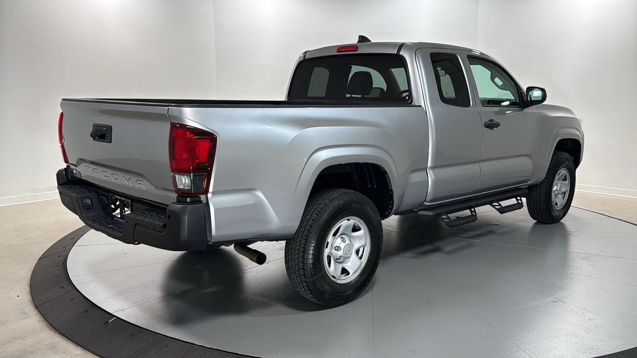 Used 2022 Silver Toyota SR image 5