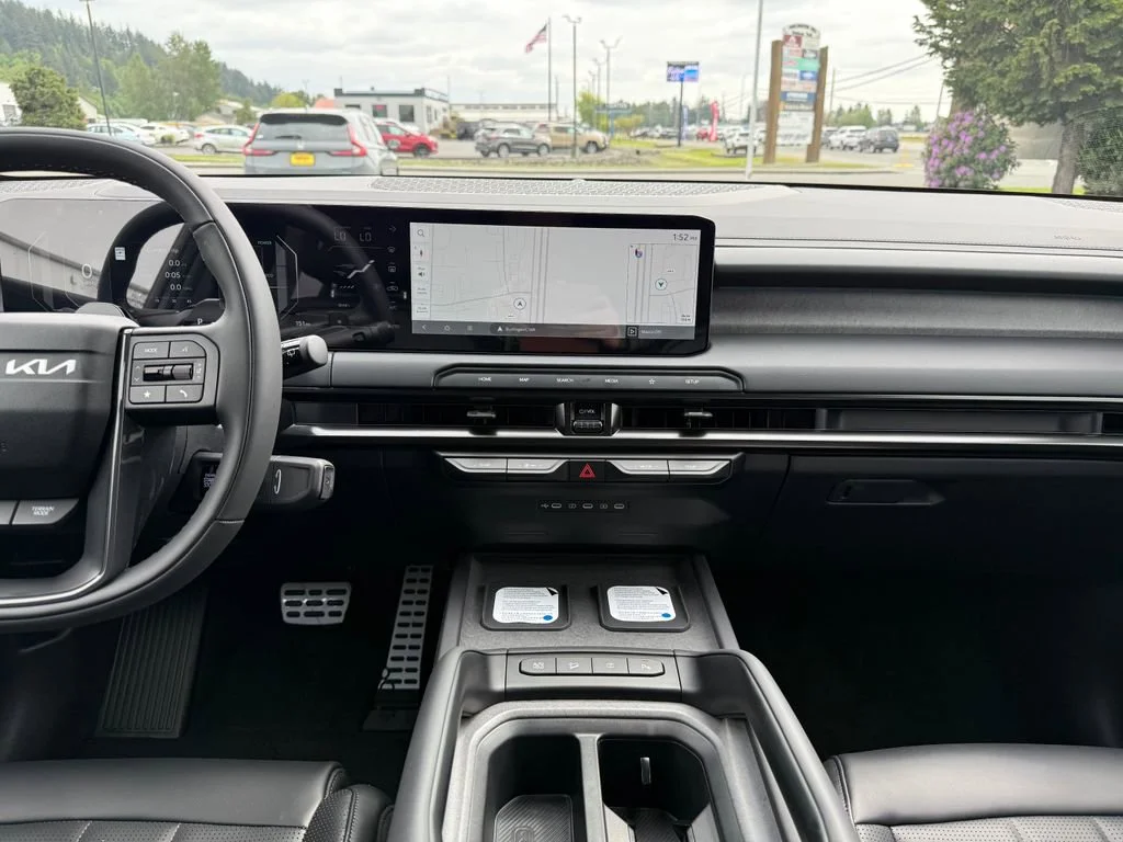 New 2027 Wolf Gray Kia X-Line SX image 23