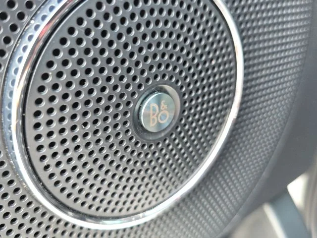 Used 2021 White Ford Limited image 29