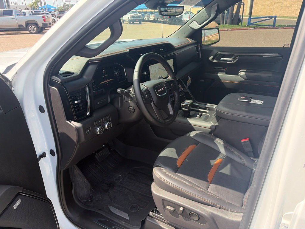 Used 2026 Summit White GMC AT4 image 9