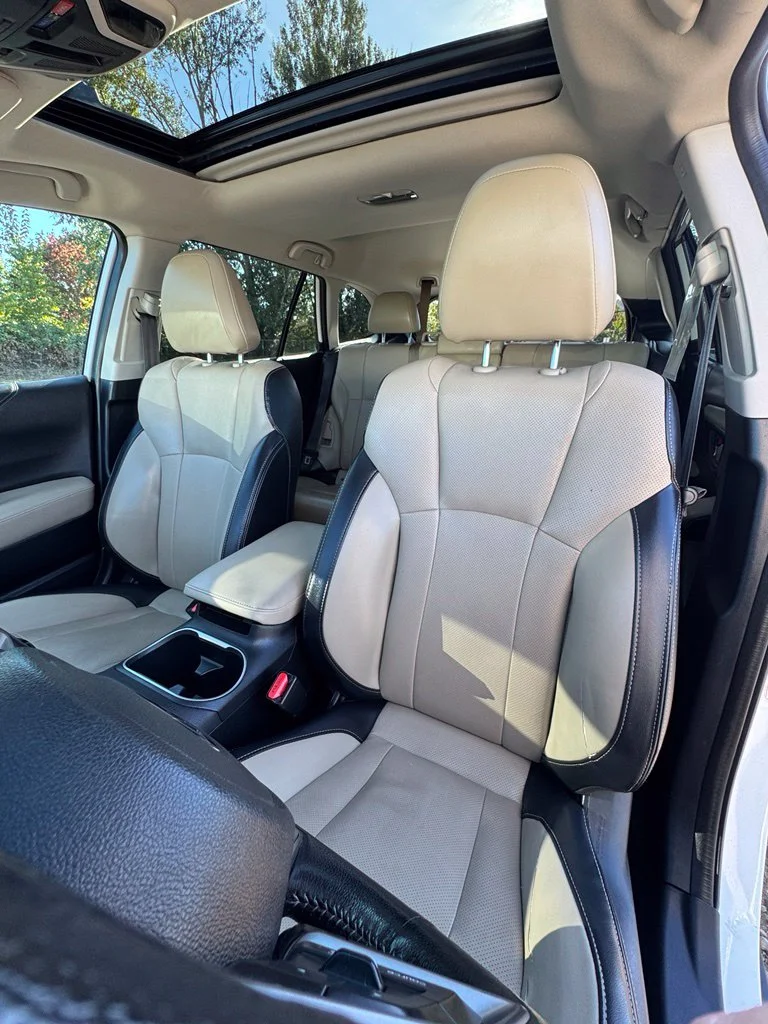 Used 2021 Crystal White Pearl Subaru Limited image 35