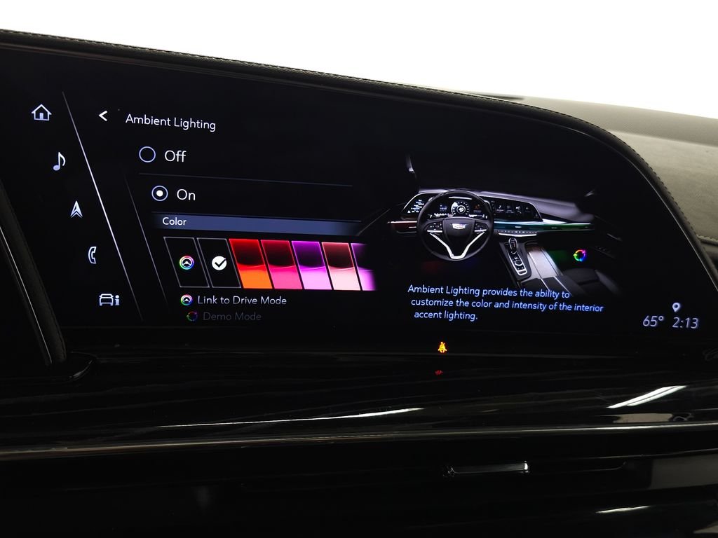 Used 2022 White Cadillac Sport image 33