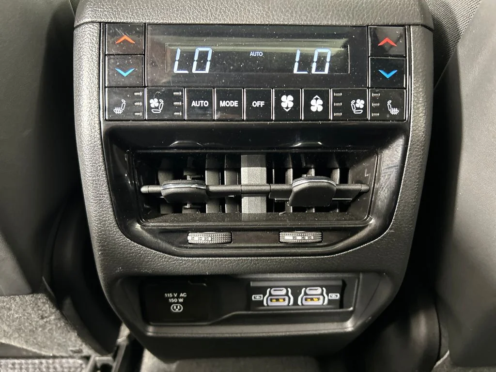 Used 2025 Black Jeep Summit image 18