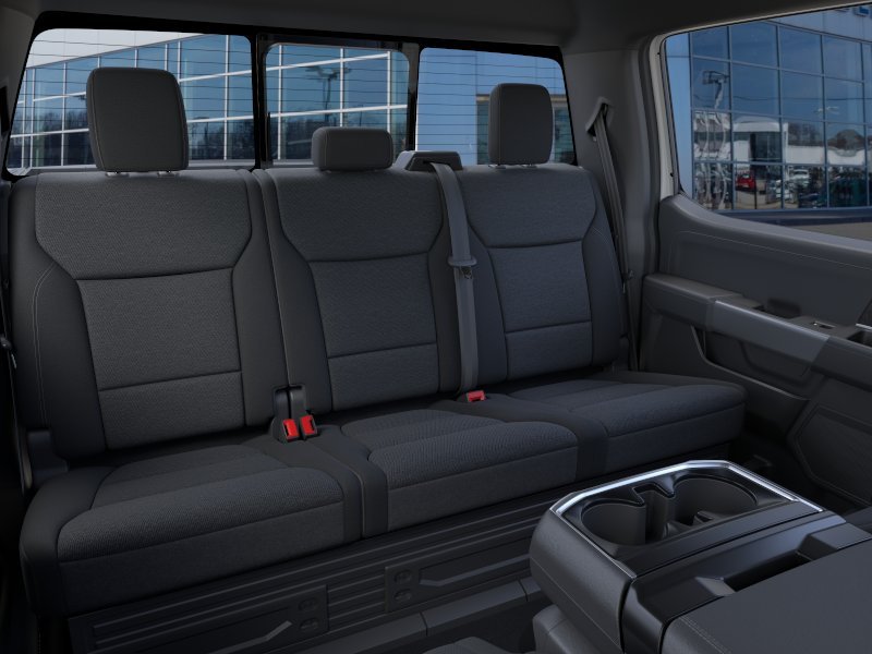 New 2026 Oxford White Ford XLT image 11