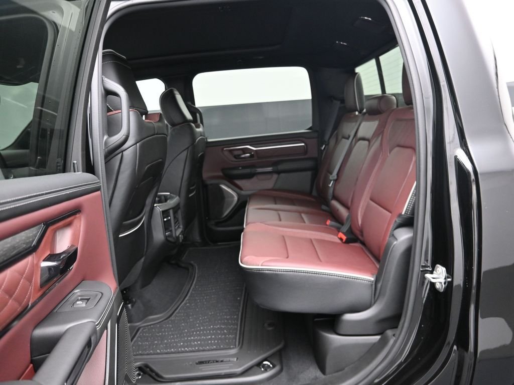 New 2026 Diamond Black Crystal Pearlcoat RAM Limited image 16