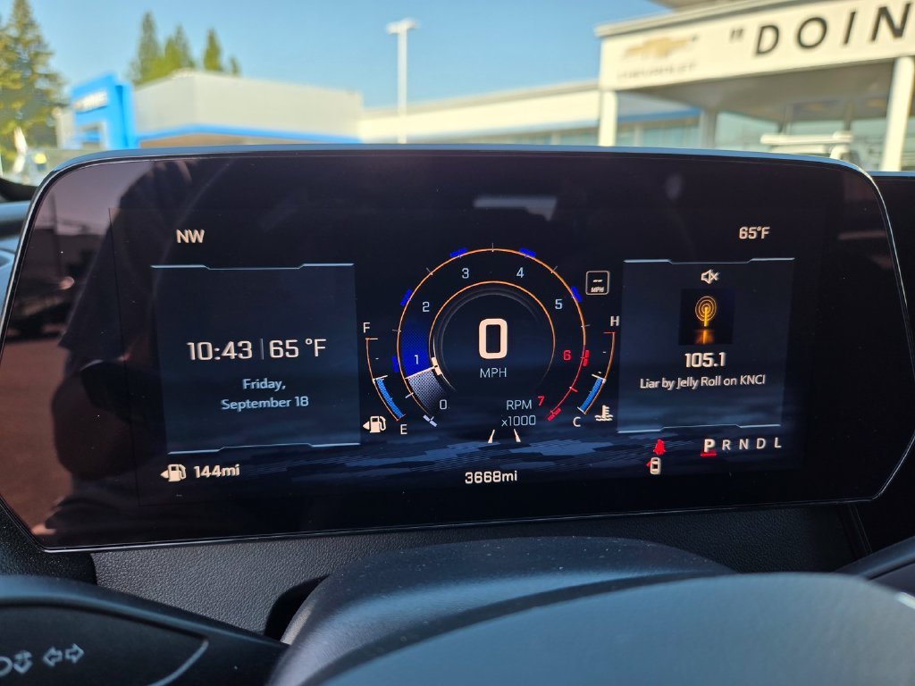 Used 2026 White Chevrolet LT image 18