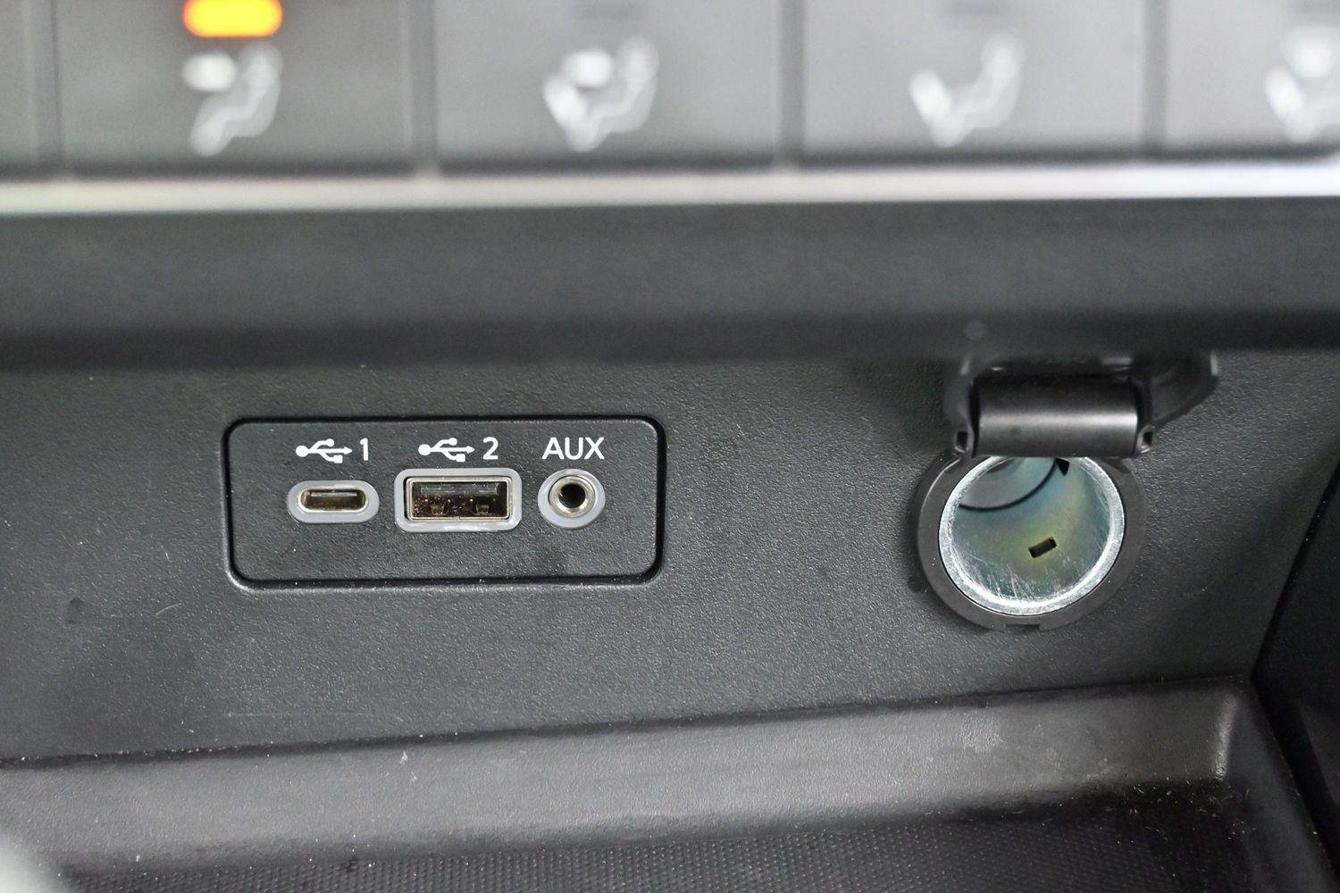 Used 2024 Gun Metallic Nissan 2.5 SV image 22