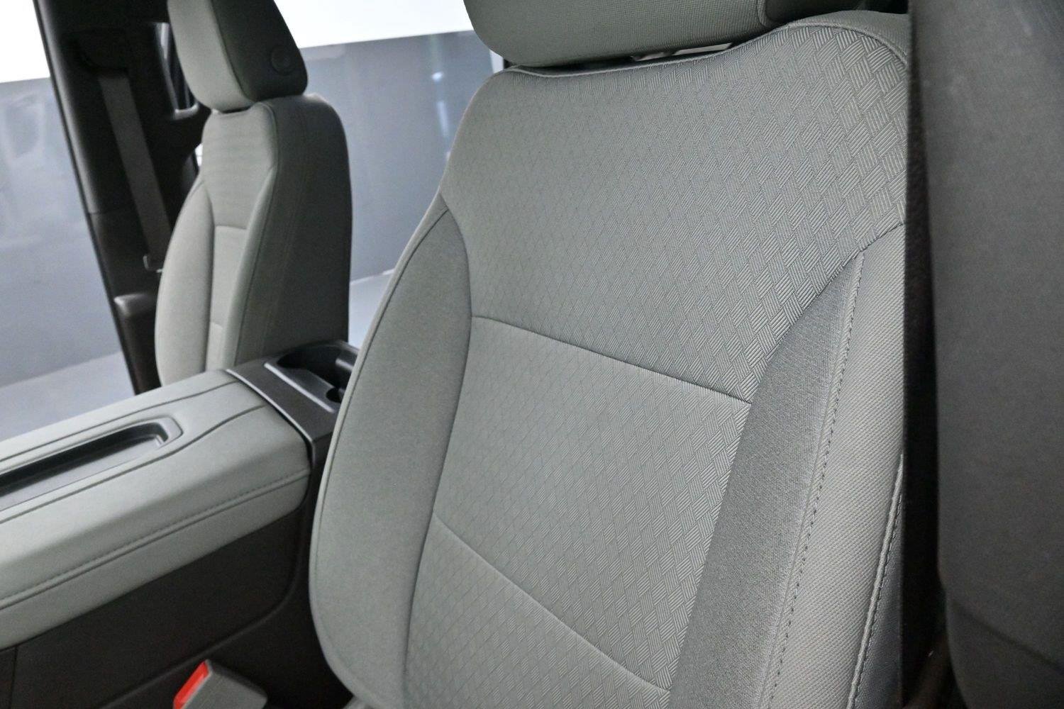 Used 2020 Summit White GMC Elevation image 14
