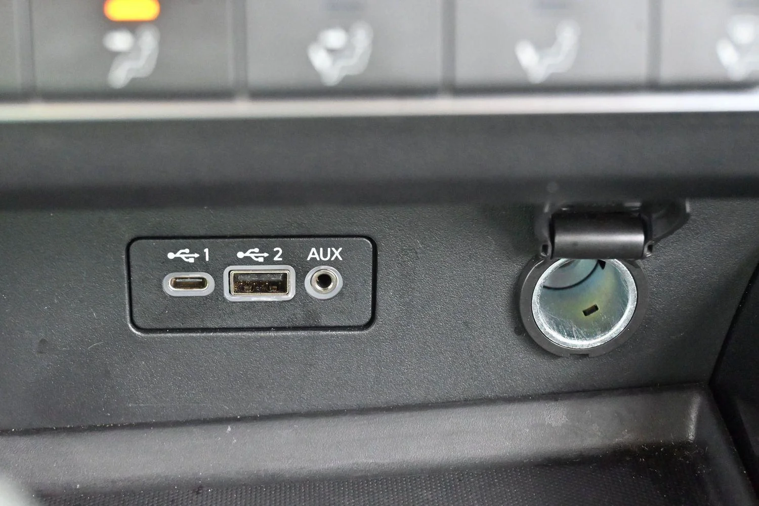 Used 2024 Gun Metallic Nissan 2.5 SV image 22