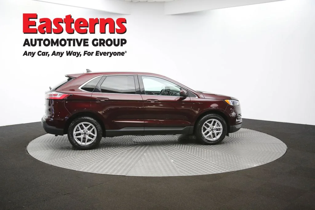 Used 2024 Red Ford SEL image 43