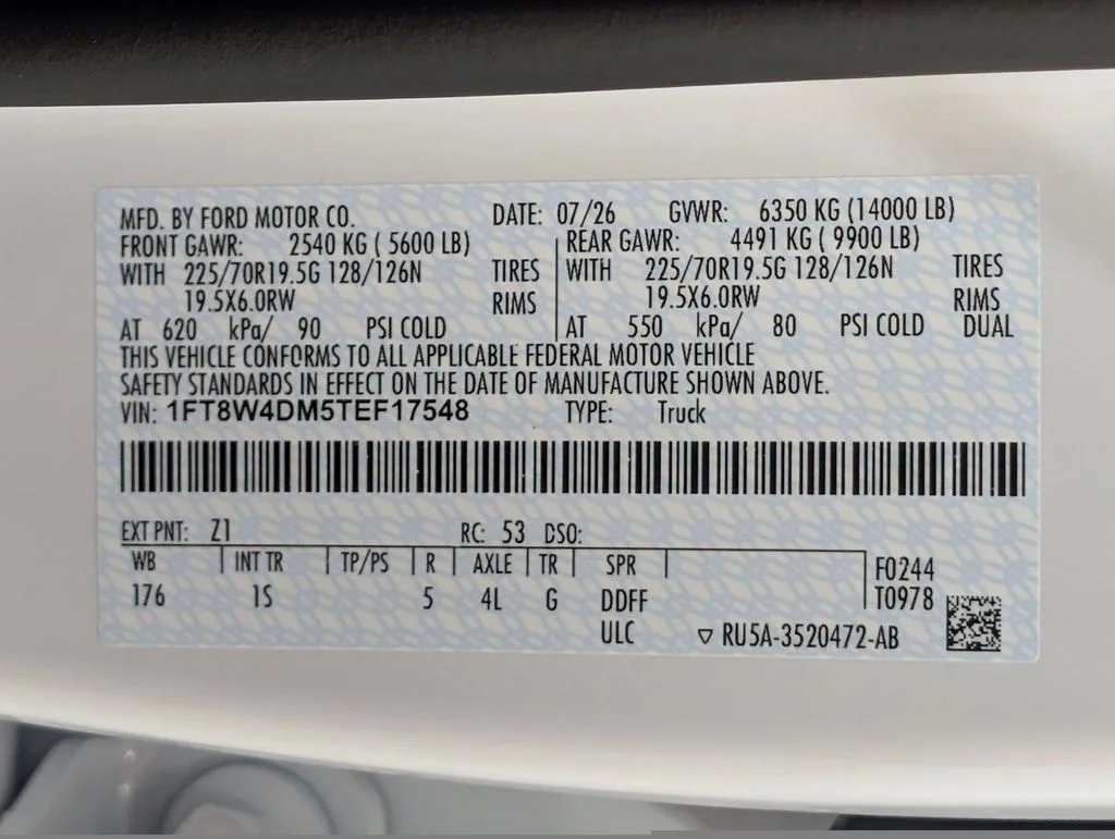 New 2026 Oxford White Ford F-450® XL image 26