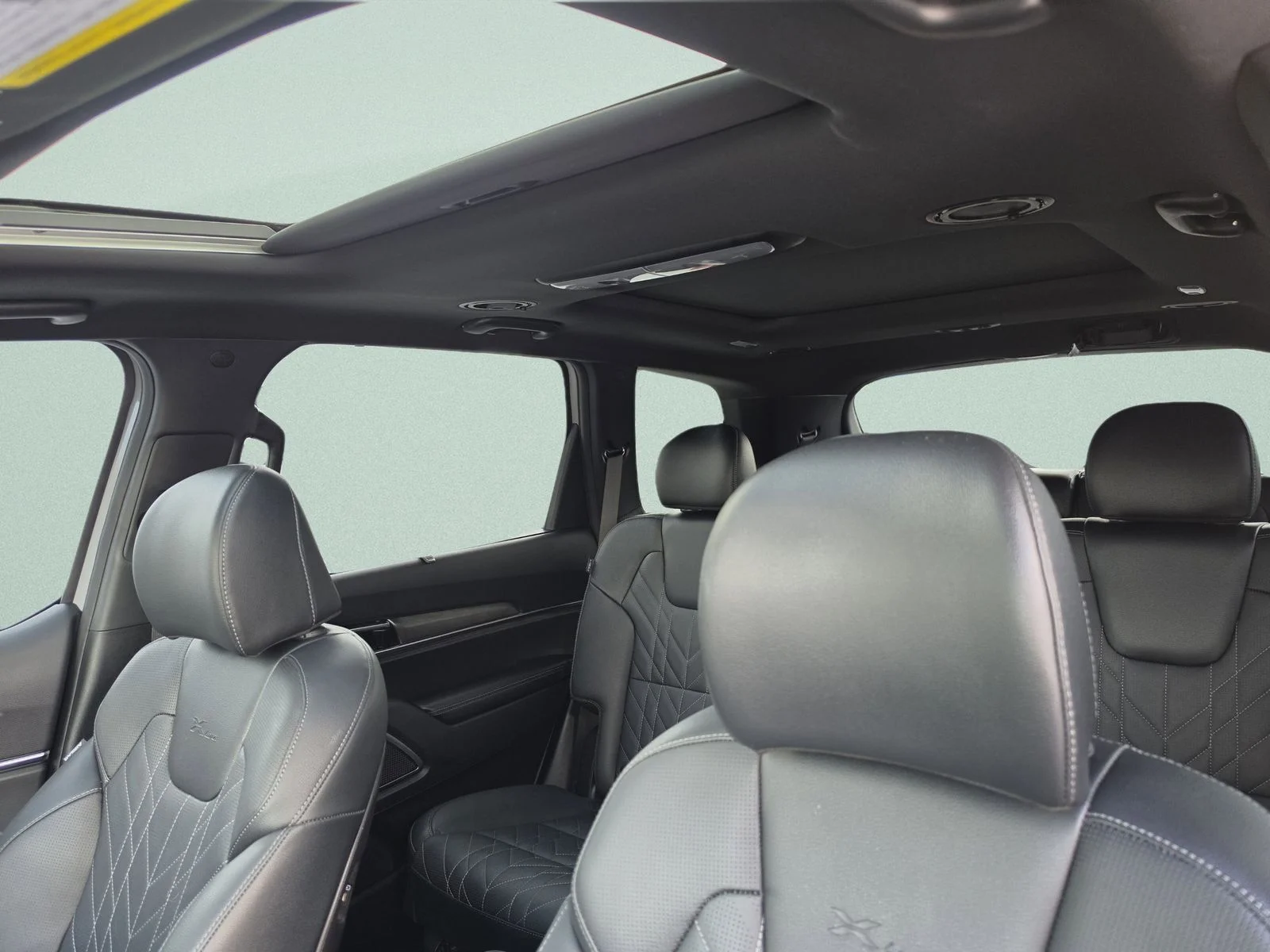 Used 2024 Gray Kia SX X-Line image 25