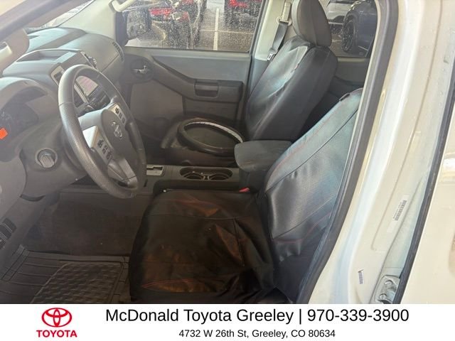 Used 2015 White Nissan S image 16