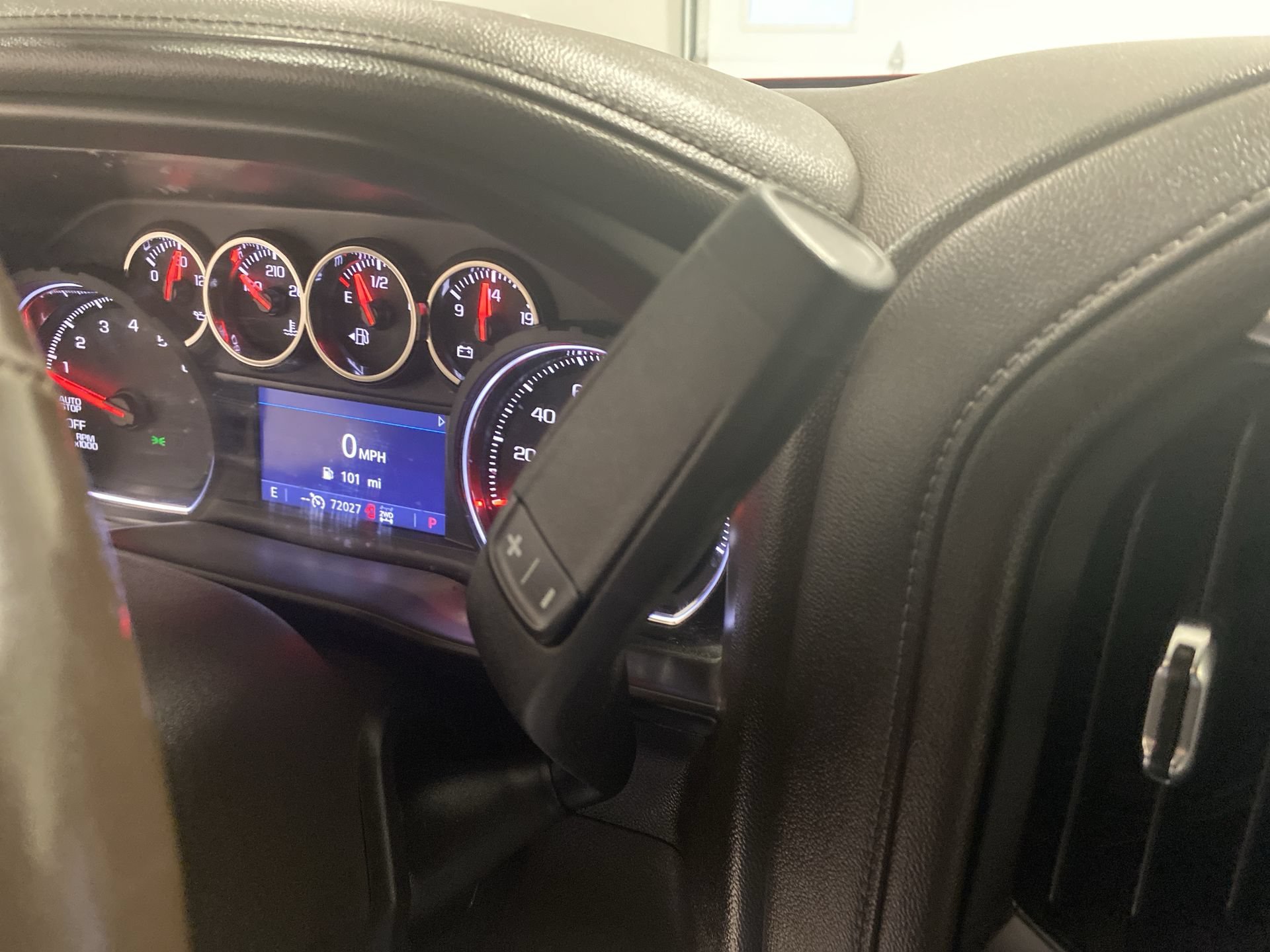 2019 Chevrolet Silverado 1500 LTZ - Photo 15