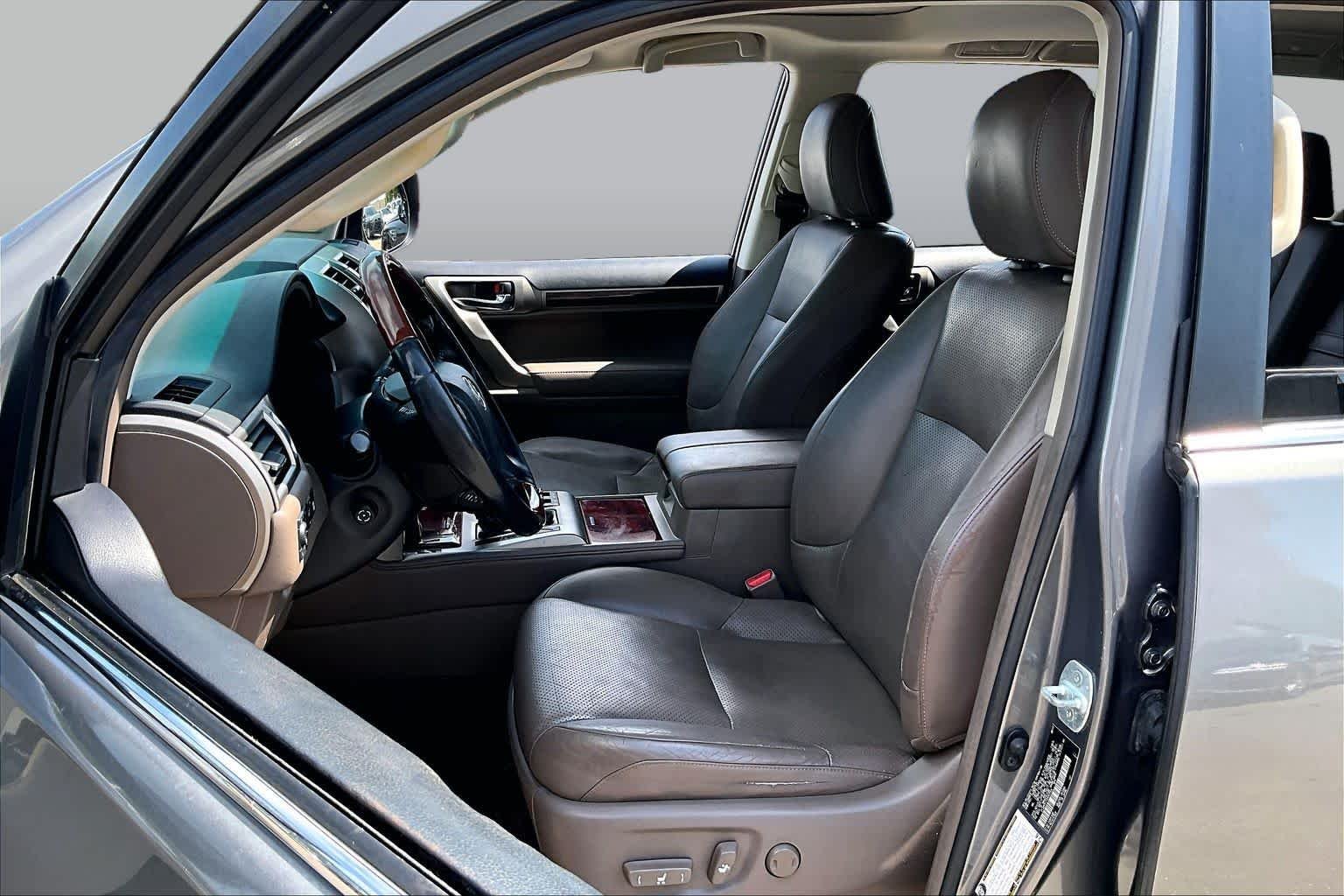 Used 2013 Knights Armor Pearl Lexus  image 7