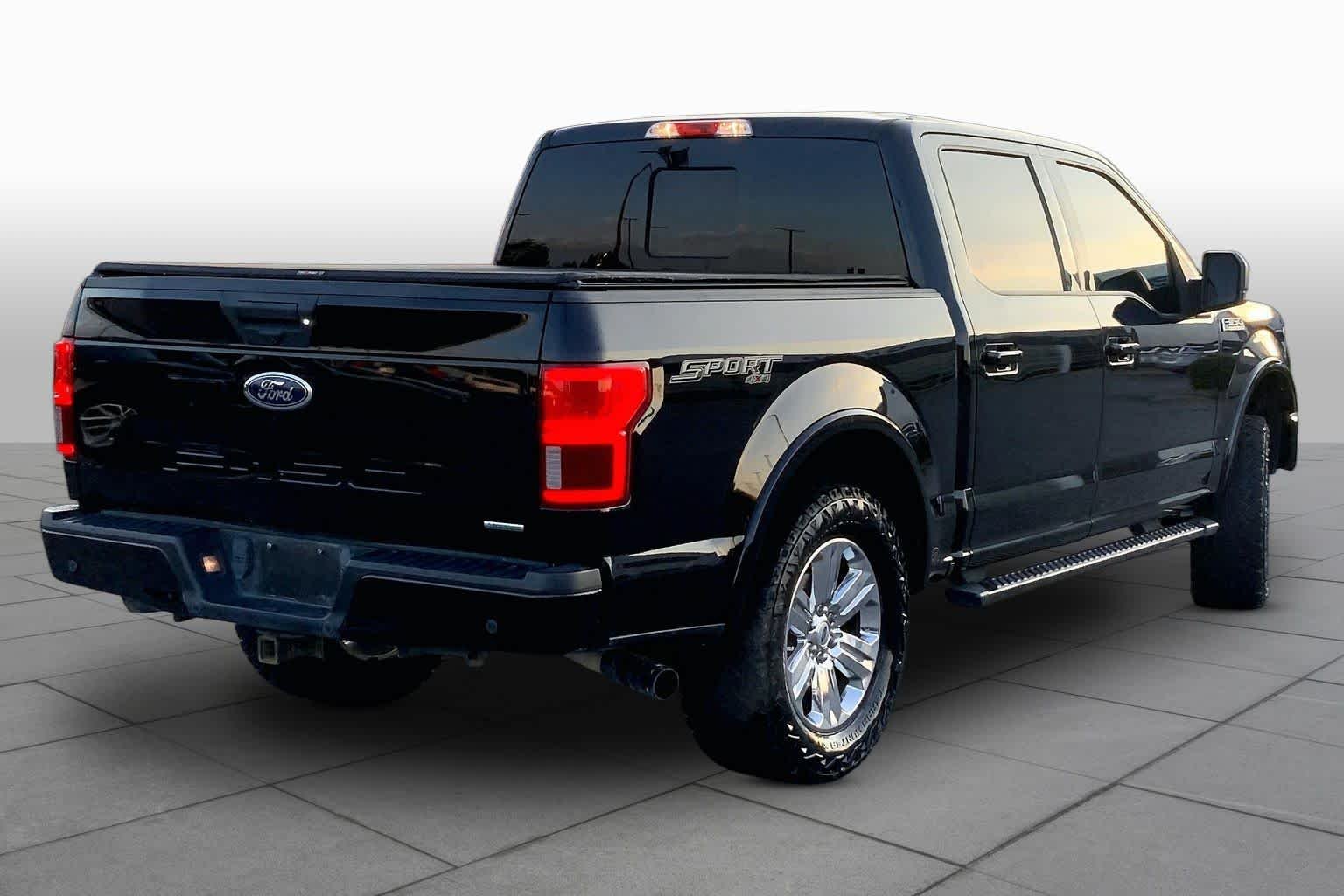 Used 2019 Agate Black Metallic Ford XLT image 12