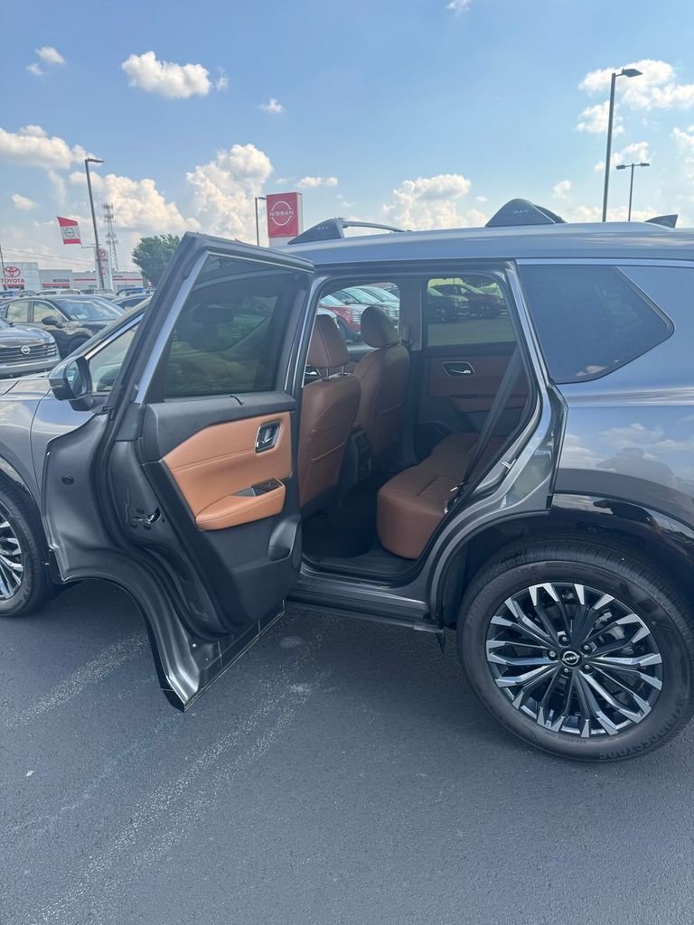 New 2026 Gun Metallic Nissan Platinum image 13