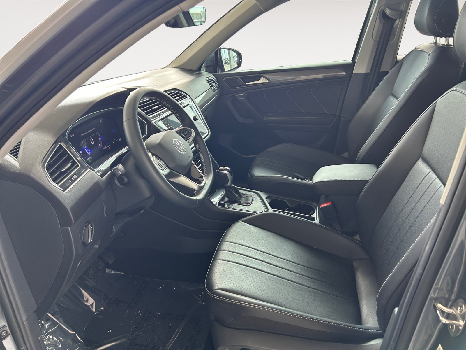 Certified Used 2023 Gray Volkswagen SE image 2